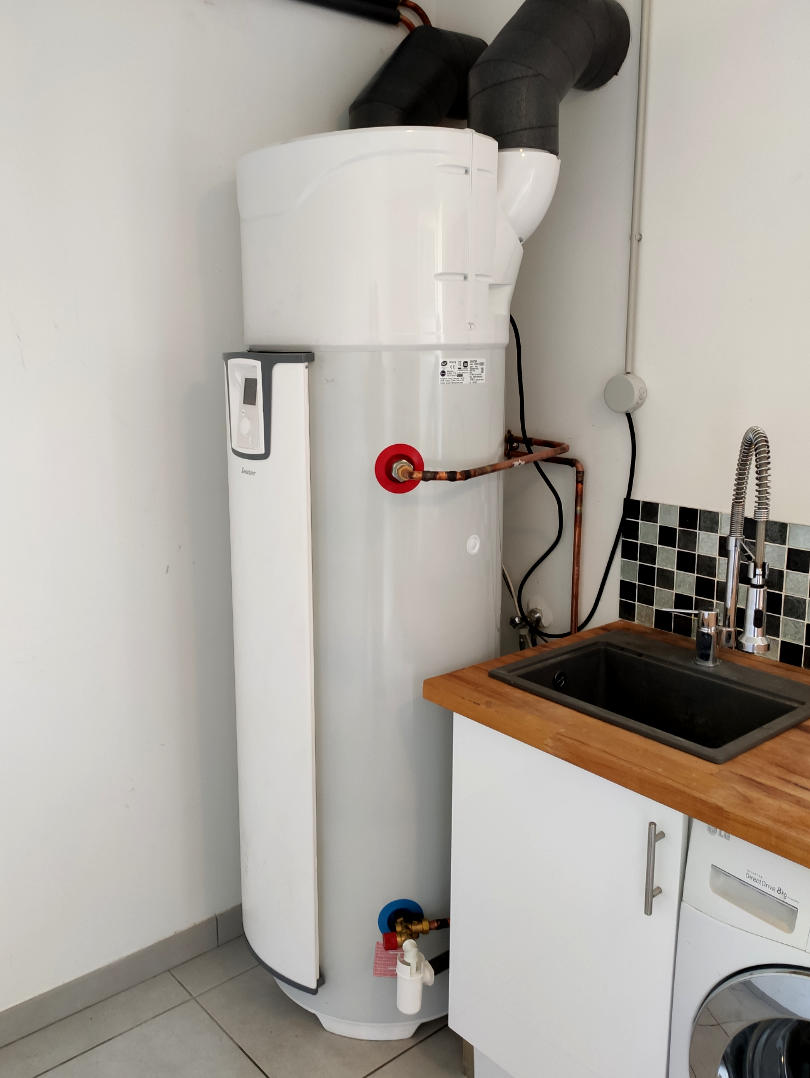 Installateur chauffe-eau thermodynamique Villenave d’Ornon, Léognan, Bègles, Cestas, Canéjan.